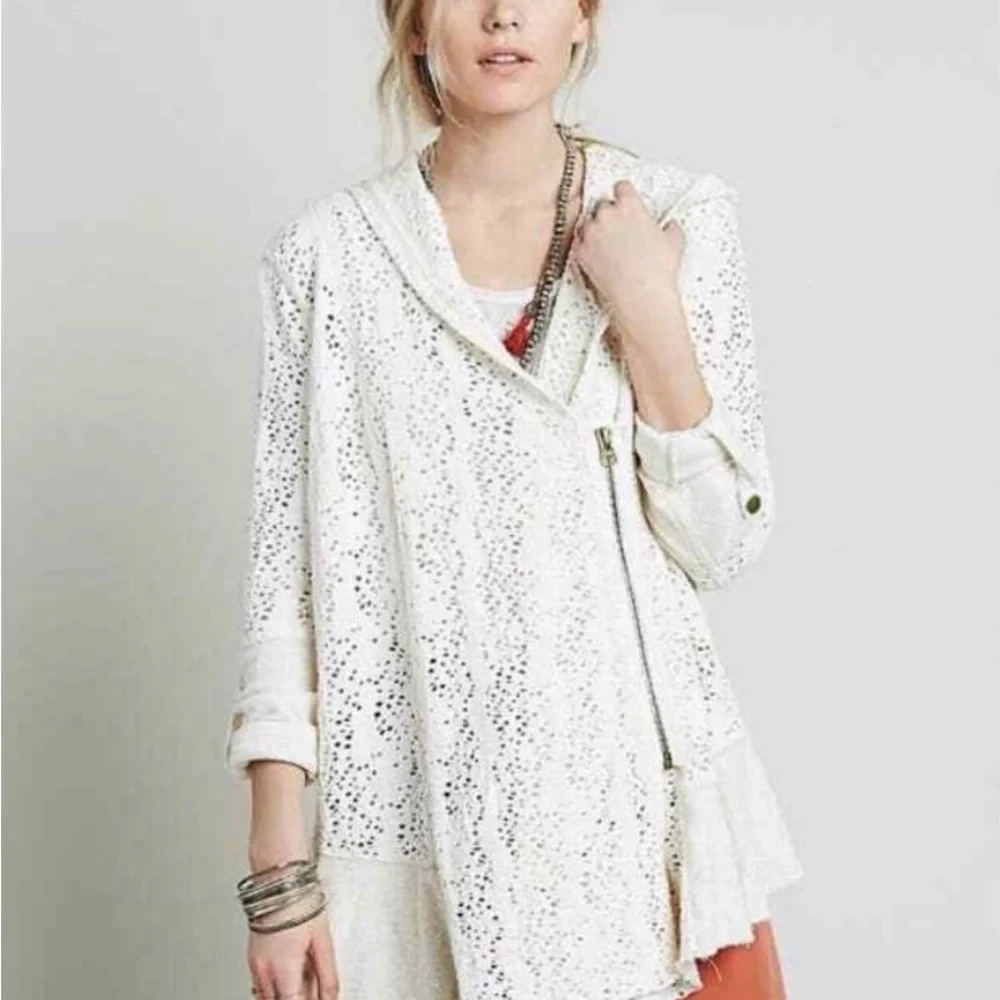 Free People Doiley Sweater - Picture 1 of 9